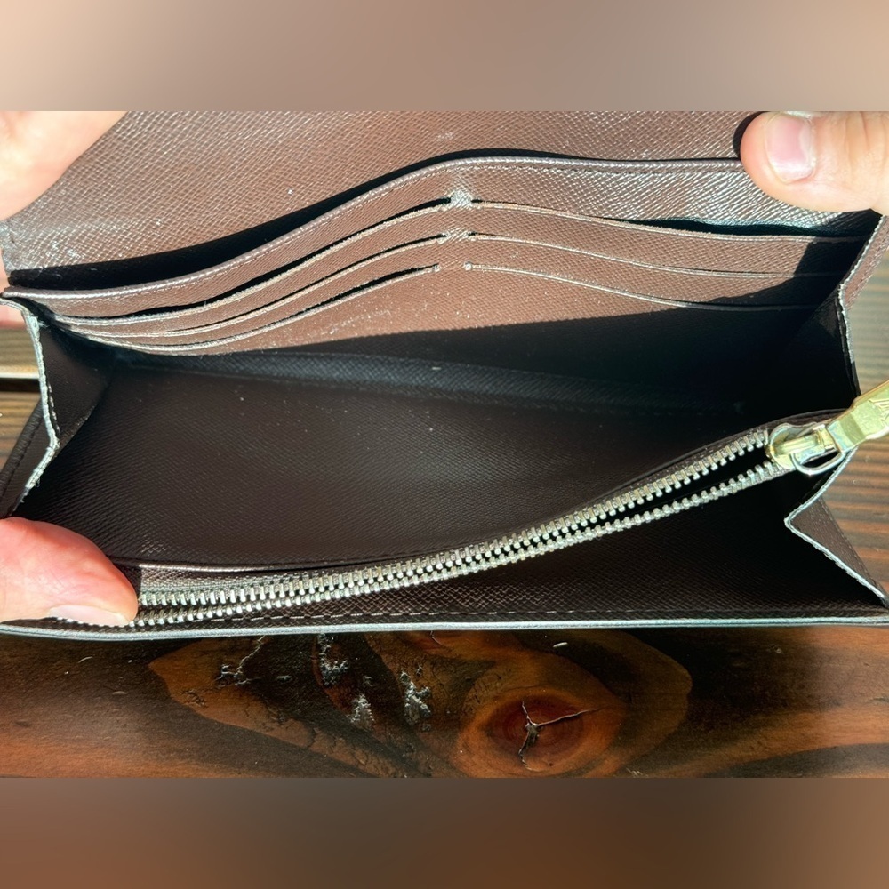 Louis Vuitton Damier Portefeuille Sarah Wallet - Picture 13 of 16